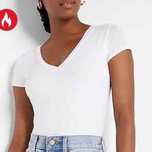 NWT! Express White Fitted T-Shirts